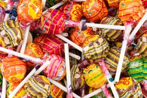 Chupa Chups Tiny Sweet Treats Lollipops (0.421 oz)