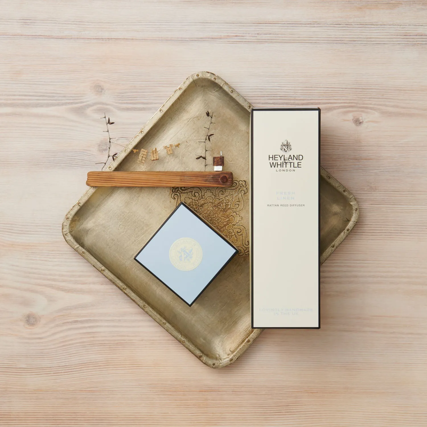 Fresh Linen Candle in a Glass 230g